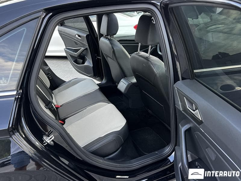 2018 Volkswagen Jetta — Miniatură 16