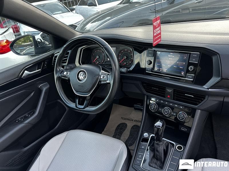 2018 Volkswagen Jetta — Miniatură 5