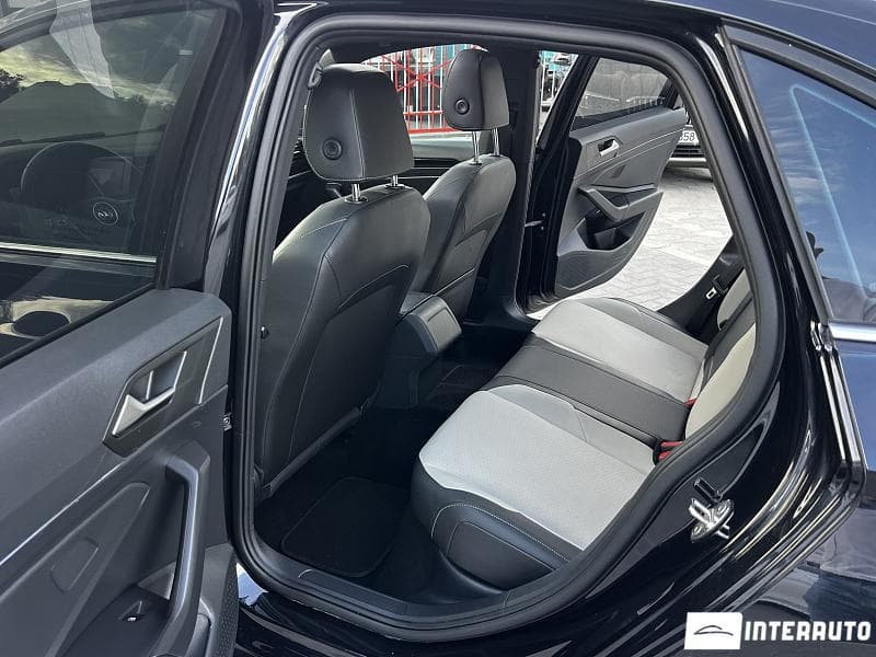 2018 Volkswagen Jetta — Miniatură 15