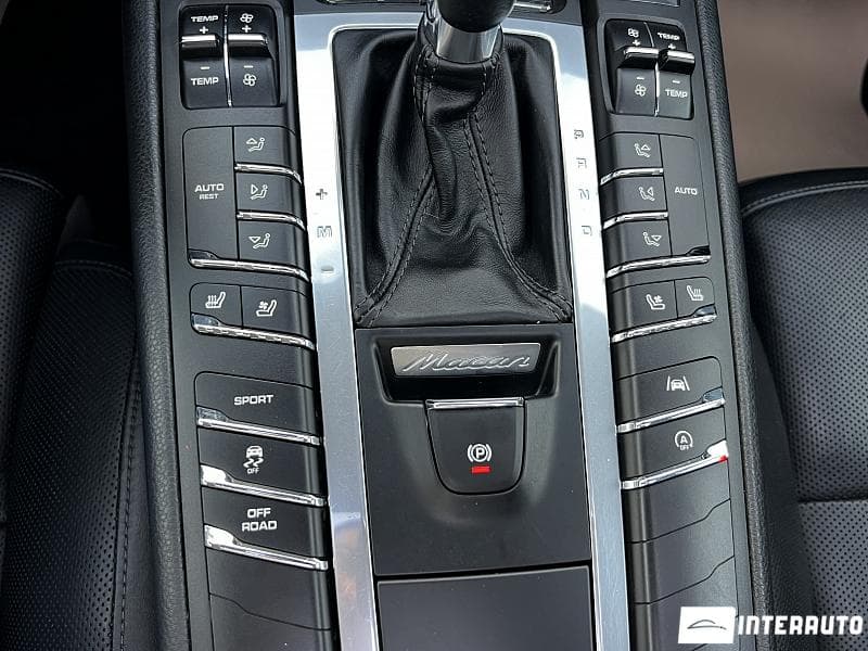 2019 Porsche Macan — Miniatură 13