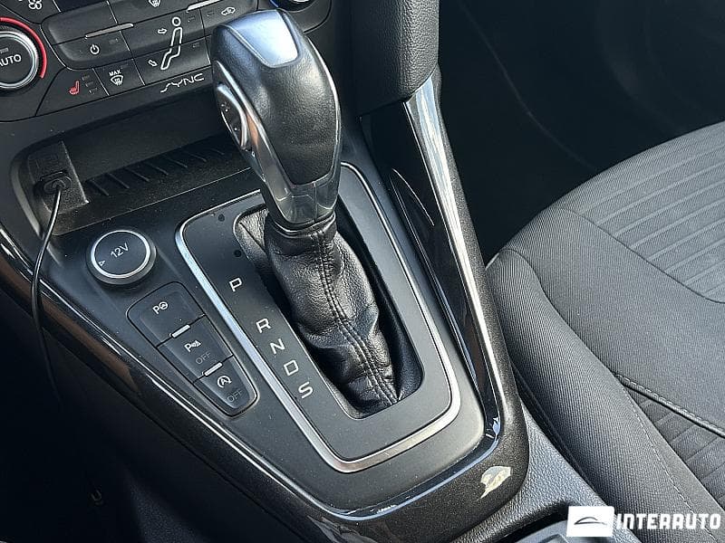 2015 Ford Focus — Miniatură 14