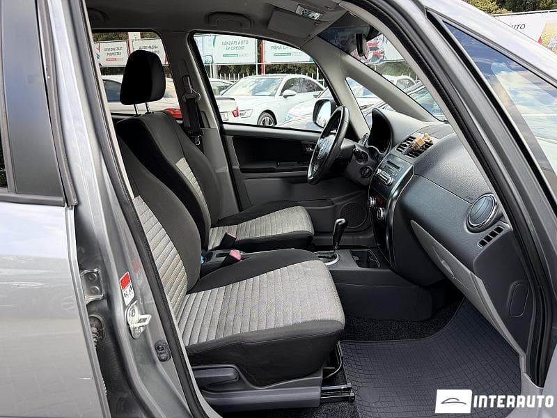 2013 Suzuki SX4 — Miniatură 6
