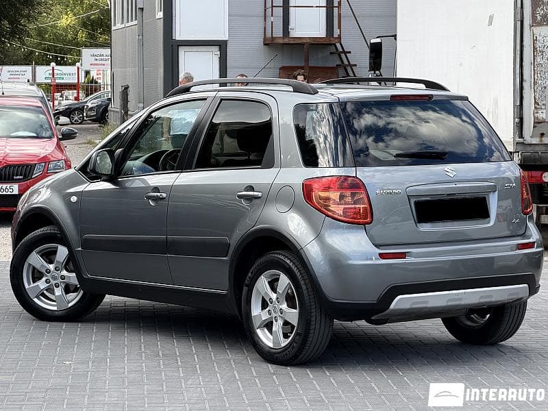 2013 Suzuki SX4 — Miniatură 4