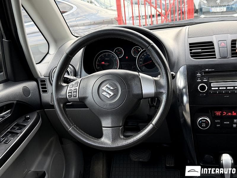 2013 Suzuki SX4 — Miniatură 11