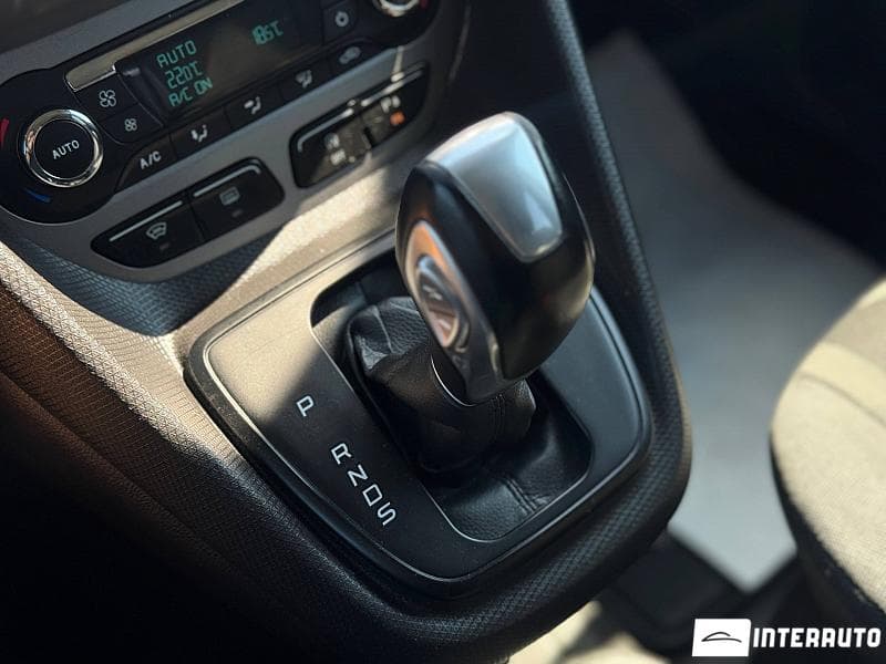 2017 Ford Transit Connect — Miniatură 13