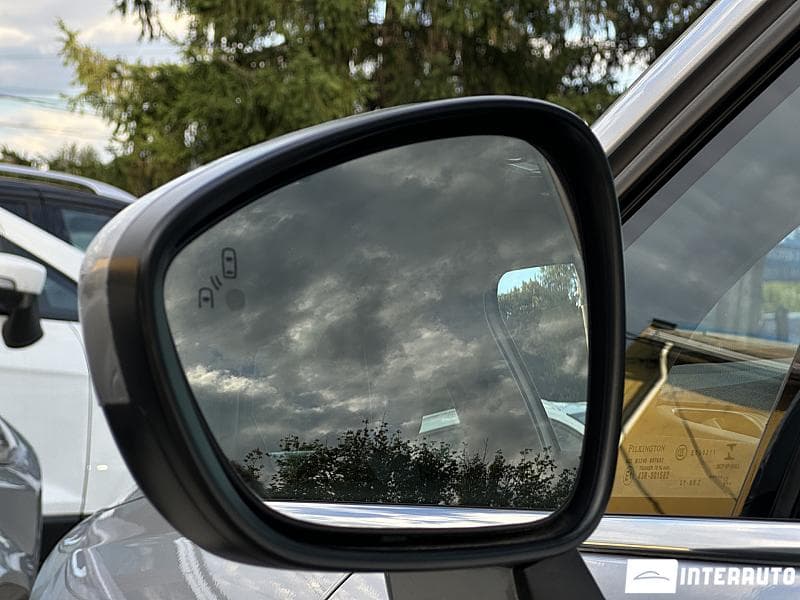 2015 Citroen C4 — Miniatură 16