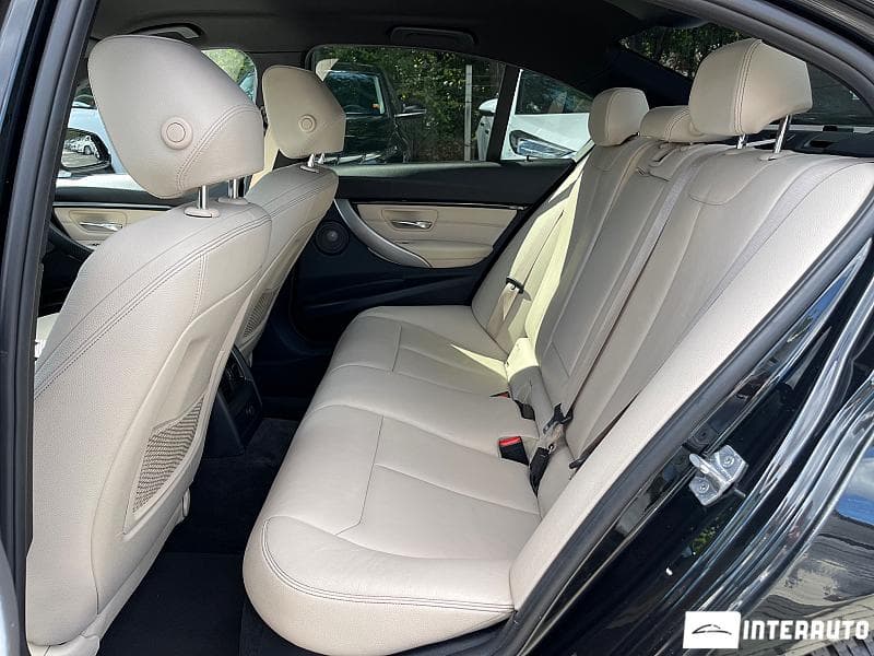 2016 BMW 330E — Miniatură 16