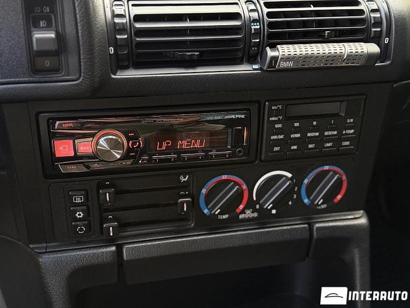 BMW 520 1994 — Миниатюра 13