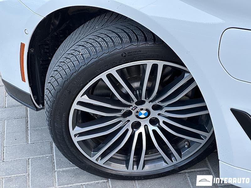 2018 BMW 530e — Miniatură 22