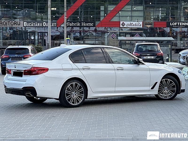 2018 BMW 530e — Miniatură 3