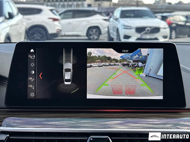 2018 BMW 530e — Miniatură 10