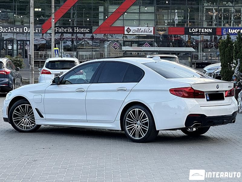 2018 BMW 530e — Miniatură 4