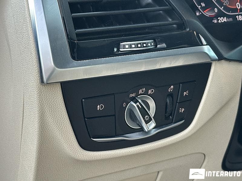 2019 BMW X4 2.0i — Miniatură 17