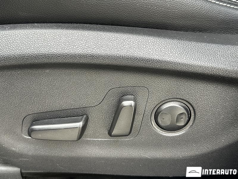 2016 Kia Sorento — Miniatură 20