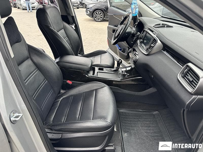 2016 Kia Sorento — Miniatură 13