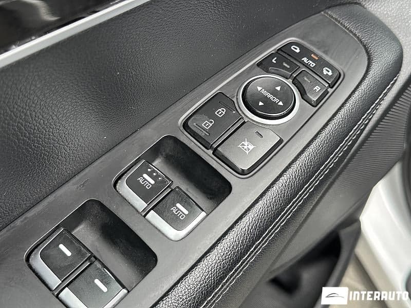 2016 Kia Sorento — Miniatură 18