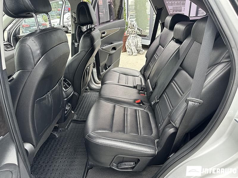 2016 Kia Sorento — Miniatură 16