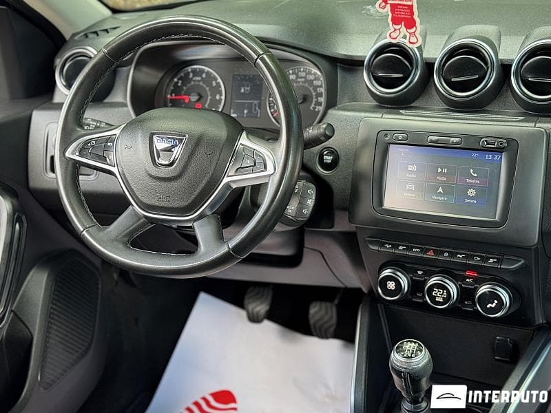 Dacia Duster 2018 — Миниатюра 10