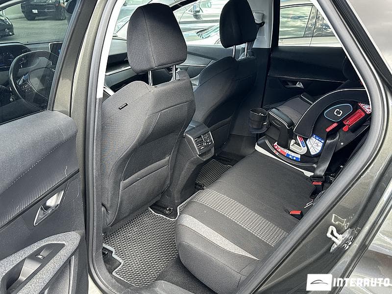 2020 Peugeot 3008 — Miniatură 12