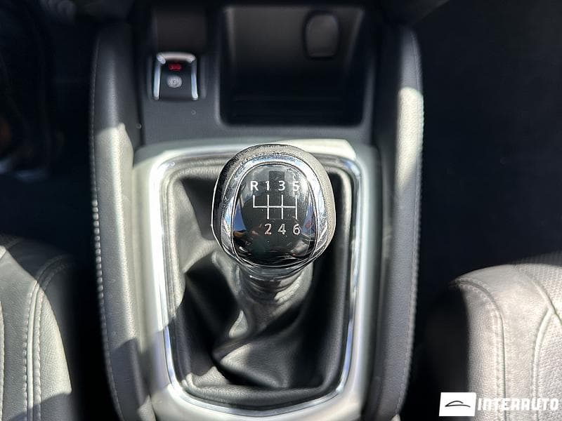 2015 Nissan Qashqai — Miniatură 11