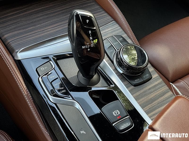 2018 BMW M550d — Miniatură 18
