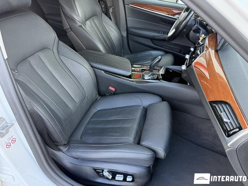 2020 BMW 530e — Miniatură 20