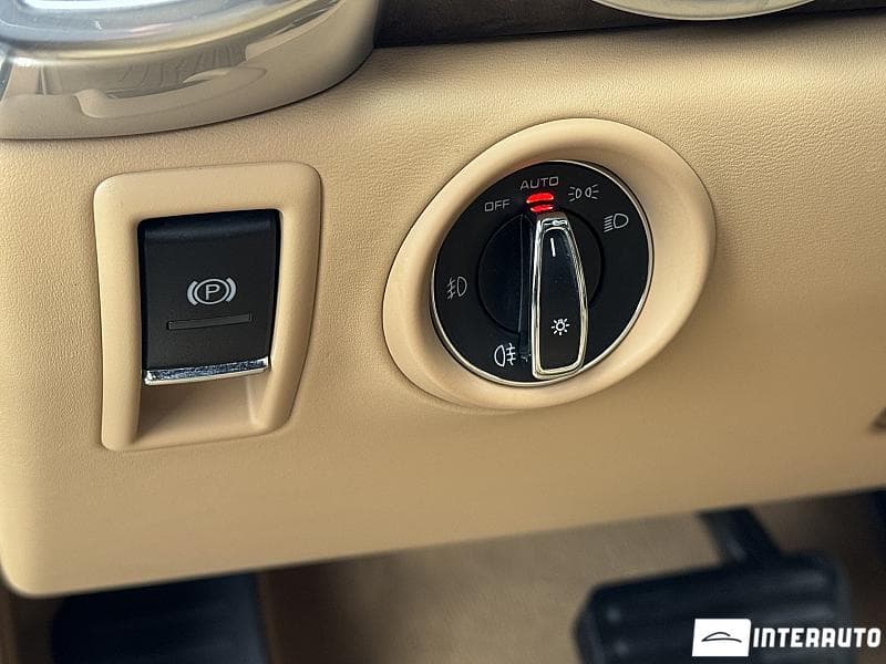 Porsche Cayenne 2015 — Миниатюра 9