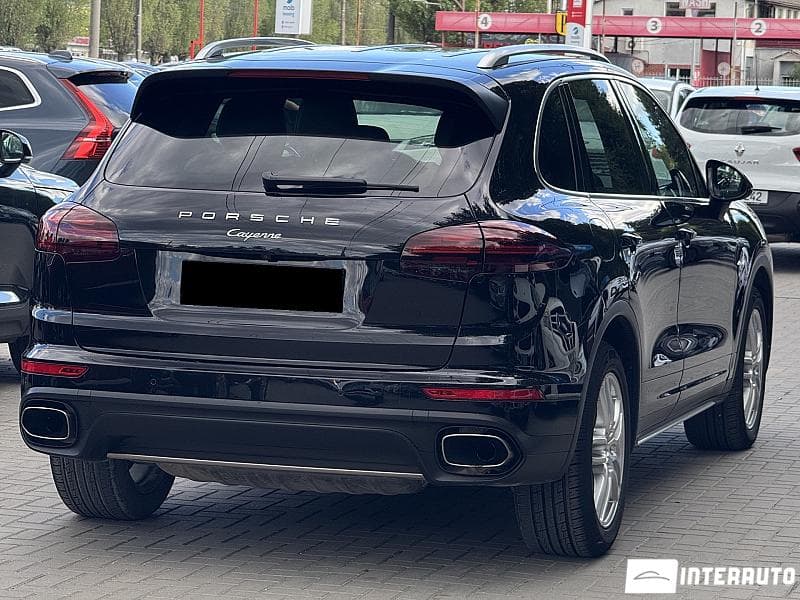 Porsche Cayenne 2015 — Миниатюра 2