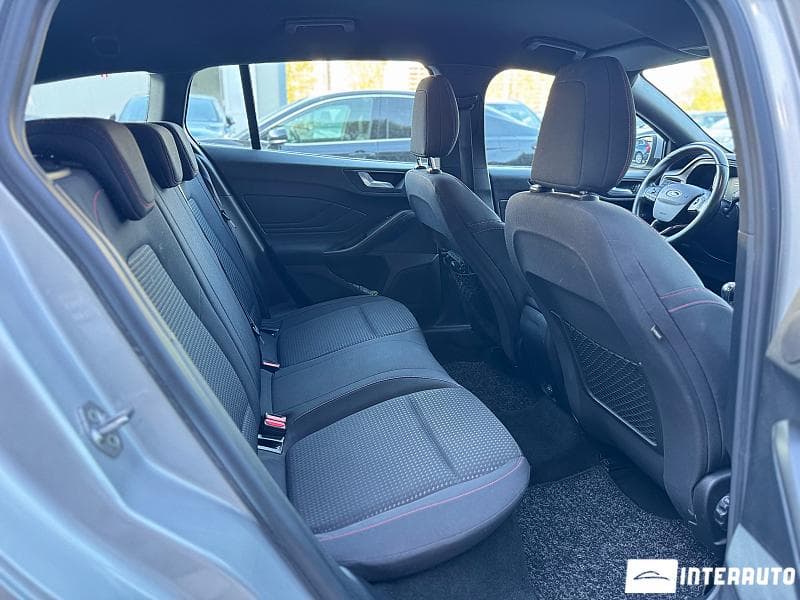 2019 Ford Focus — Miniatură 9