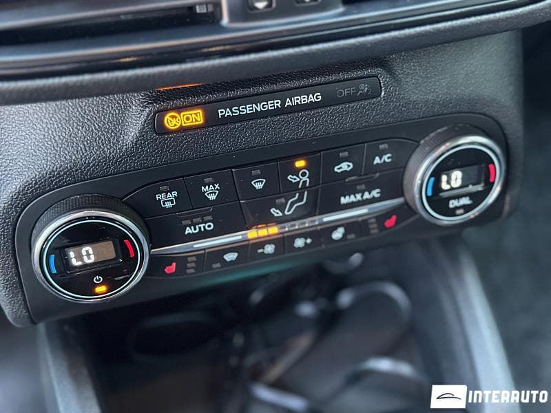 2019 Ford Focus — Miniatură 15