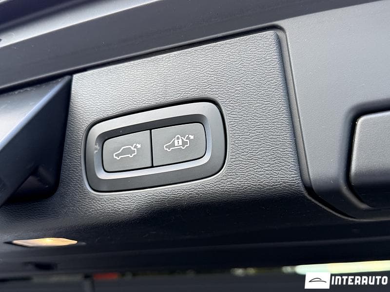 2020 Volvo XC 60 — Miniatură 16