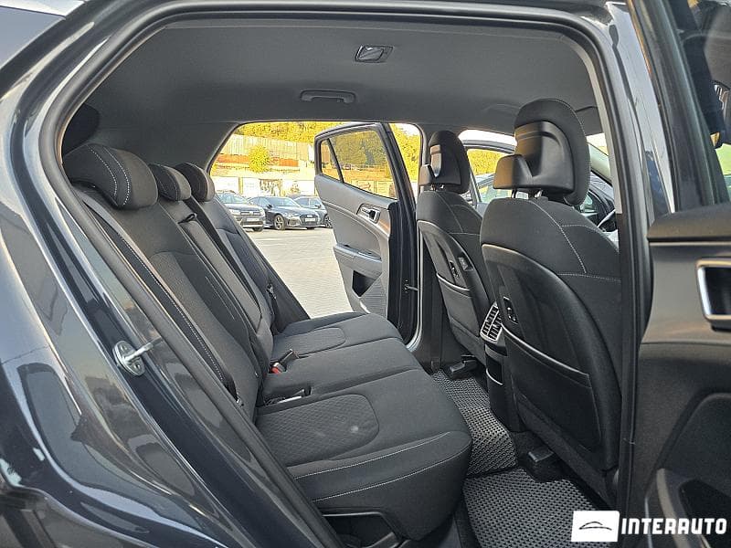 2022 Kia Sportage — Miniatură 13