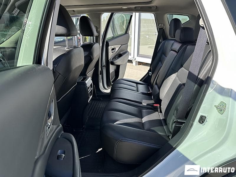 2018 Nissan Murano — Miniatură 16