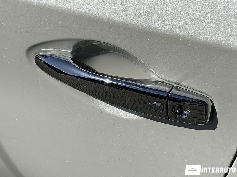 2018 Nissan Murano — Miniatură 17