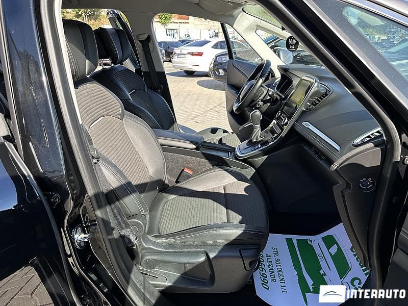2017 Renault Scenic — Miniatură 16