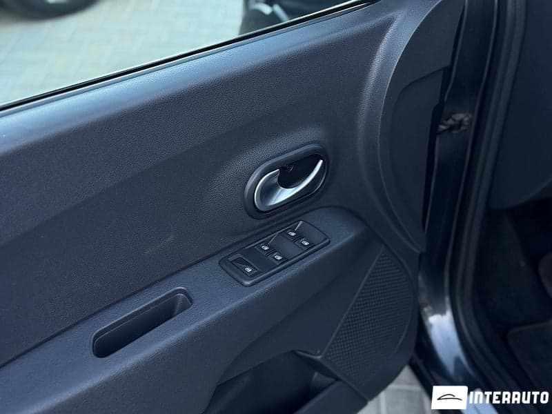 2019 Dacia Lodgy Stepway — Miniatură 18