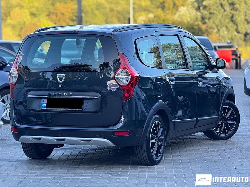 2019 Dacia Lodgy Stepway — Miniatură 3