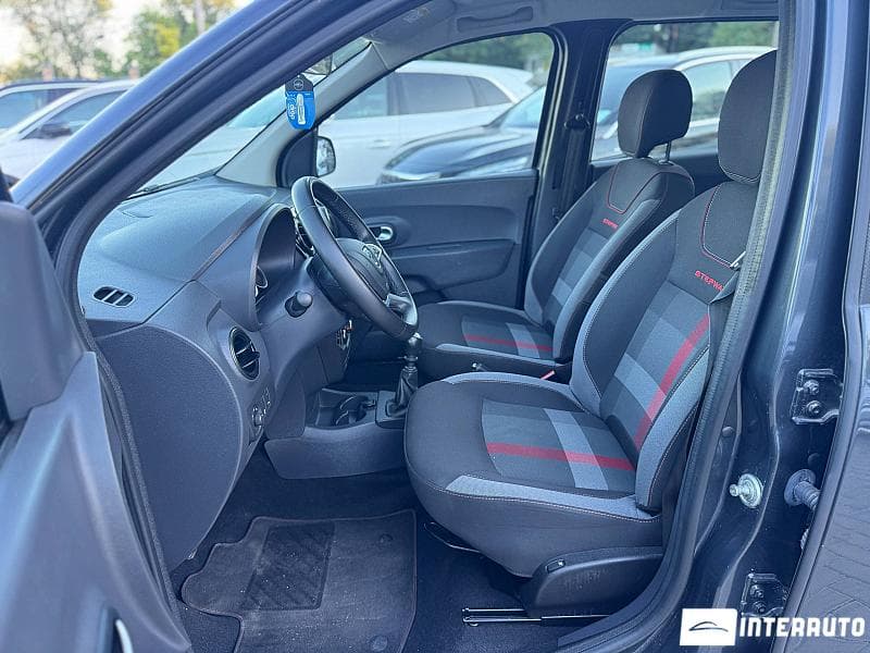 2019 Dacia Lodgy Stepway — Miniatură 5