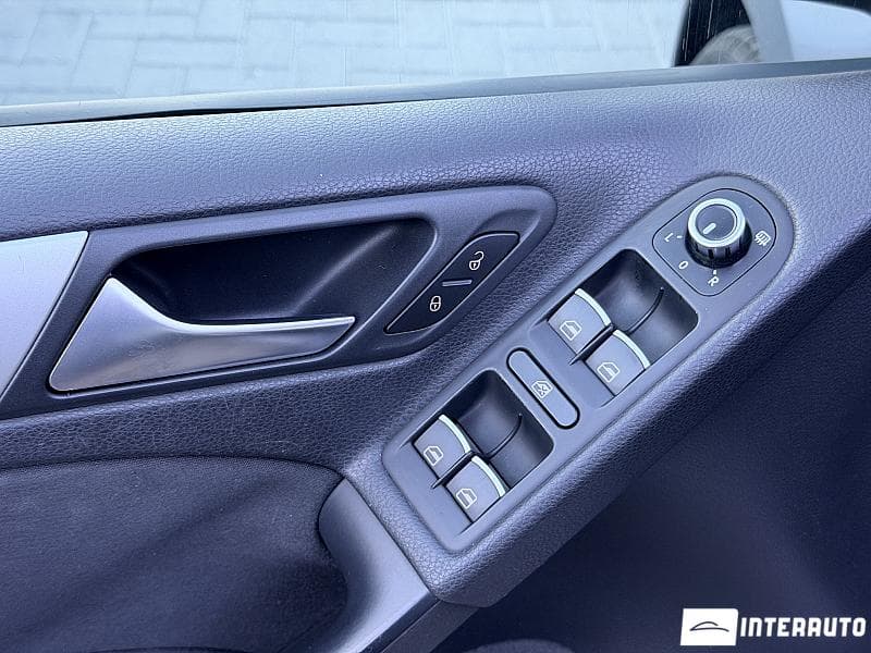 2010 Volkswagen Golf — Miniatură 16