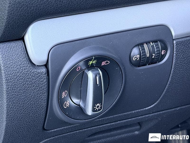 2010 Volkswagen Golf — Miniatură 15