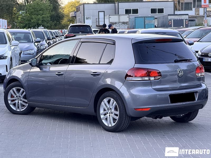 2010 Volkswagen Golf — Miniatură 2
