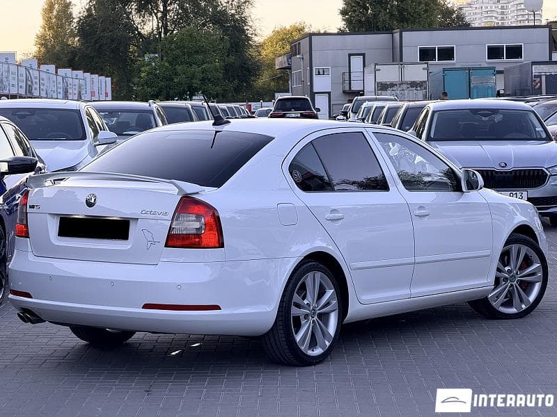Skoda Octavia RS 2011 — Миниатюра 4