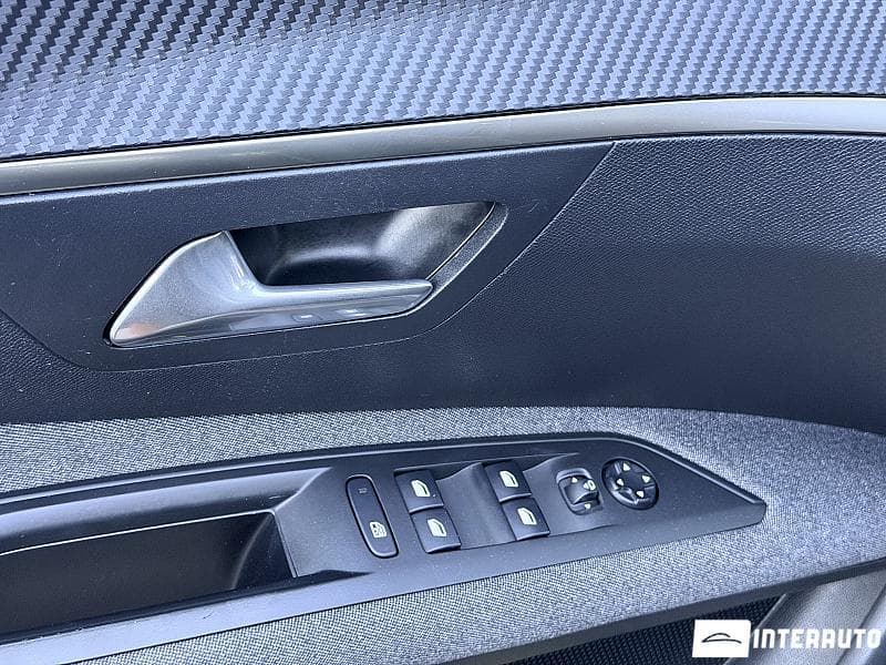 2019 Peugeot 3008 — Miniatură 15