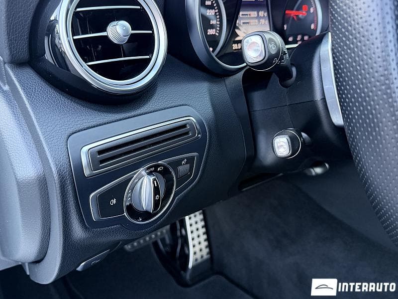 2016 Mercedes C 180 — Miniatură 17