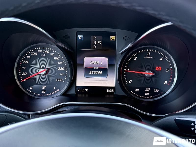 2016 Mercedes C 180 — Miniatură 9