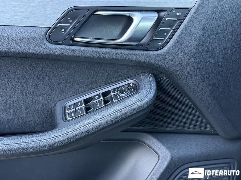 2018 Porsche Macan — Miniatură 8