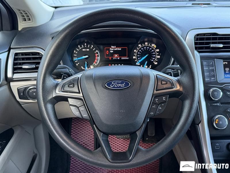 2016 Ford Fusion — Miniatură 10