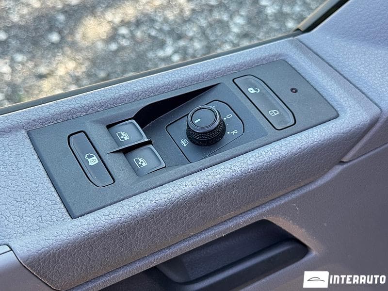 2022 Volkswagen Transporter — Miniatură 5