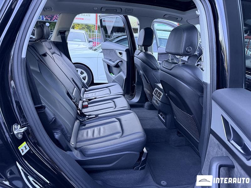 2017 Audi Q7 E-Tron — Miniatură 8