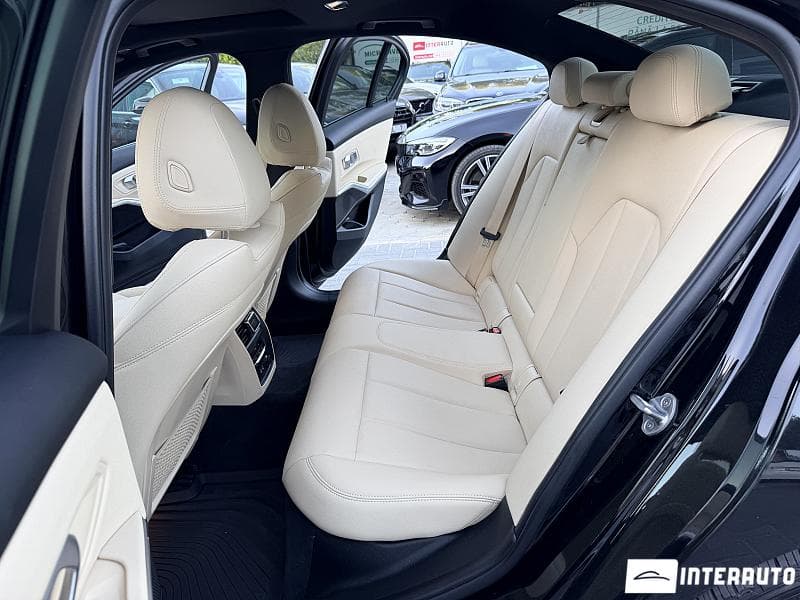BMW 330 2020 — Миниатюра 7
